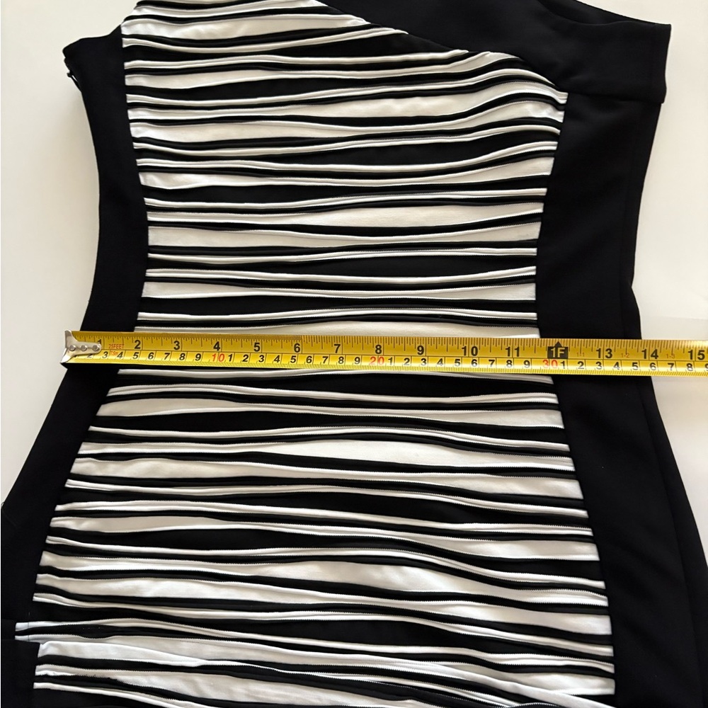 Vintage Bali Textured Black & White Stripe Bodycon Mini Dress - Picture 4 of 6